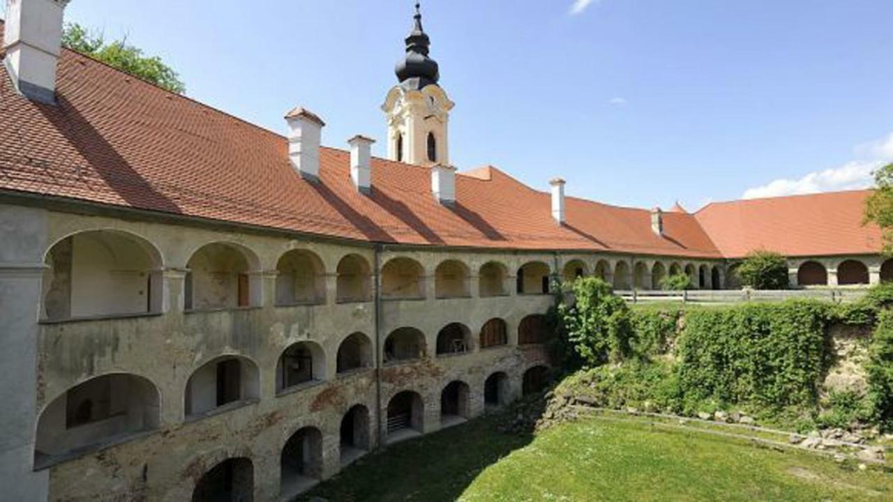 Готель Grad Goricko Екстер'єр фото
